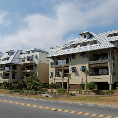 Tradewind Mexico Beach 2/2 with balcony beach view