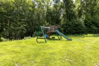 NEW Spectacular Views & Private space on a Scenic Mountain 40ft Salt Water Pool - 5성급