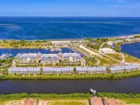 Bahia Waterview Suite Pool Tennis Beach Fishing Hotels in Ruskin