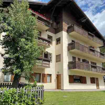 Special Offer ! Top Location with Private Parking Hotel Exterior