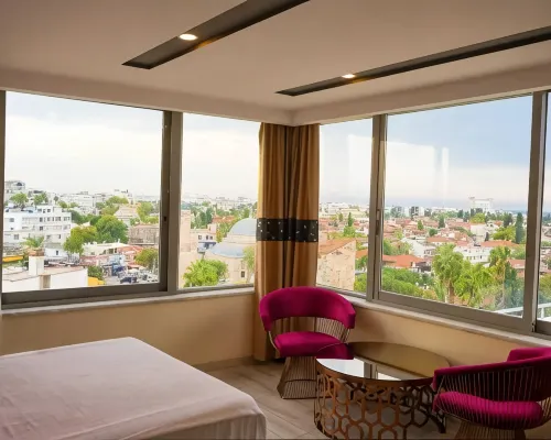 Golden Lux Hotel Antalya アンタルヤ時計塔周辺のホテル