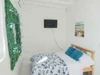 Charming & Cozy 1-bedroom apartment in Noord with Plunge pool, WiFi & AC - 2-Star