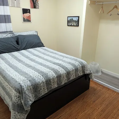 Cozy 2-Bedroom Home in St-Boniface – 5 Min Walk to Food, Fuel & More