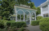 Dickey House, Carriage Suite