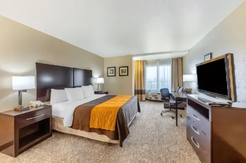 Comfort Inn & Suites