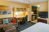 TownePlace Suites Bethlehem Easton/Lehigh Valley - 駐車場