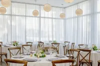 The Sarasota Modern, a Tribute Portfolio Hotel - parking