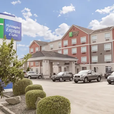 Holiday Inn Express & Suites SEASIDE-CONVENTION CENTER by IHG