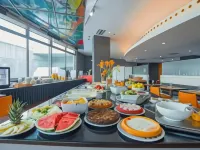 Eurohotel Barcelona Gran via Fira Отели рядом с достопримечательностью «Железнодорожный вокзал Ла-Бонанова»