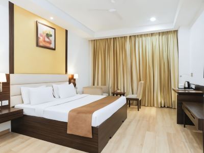Hyphen Premier-Business Hotel