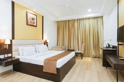 Hyphen Premier-Business Hotel