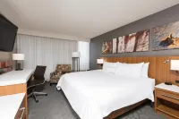 Sonesta Hotel Grand Rapids Airport