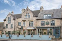 The Sheep on Sheep Street Hotel - parkir