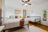 Ultimate Stone Mountain I Cabin-Style I  Sleep 20 - balcony