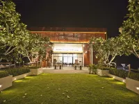 Tri-Shawa Resort Отели рядом с достопримечательностью «Вагхор Бич»