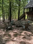 Newly furnished 3 bedroom 2 bath on the lake with covered dock