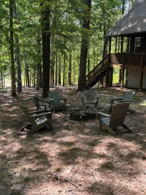 Newly furnished 3 bedroom 2 bath on the lake with covered dock - Alphydda