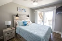 Emerald Isle Escape - New, Completely Renovated Oceanfront Duplex - 3つ星