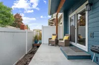 New 2 BR Townhouse in the Heart of Wenatchee. Great for Families, pet friendly.