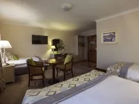 Breffni Arms Hotel Hotels in 