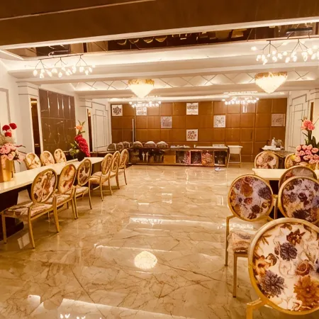 Hotel Amar Palace