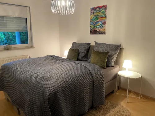 Saarbrücken: Am Deutsch-französischen Garten Eine Gemütliche Wohnung - Апартаменты