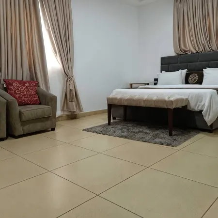 Eleventh House Hotel and Suites