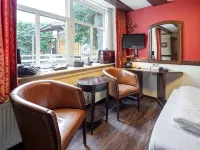 A-Train Hotel - 3-Sterne