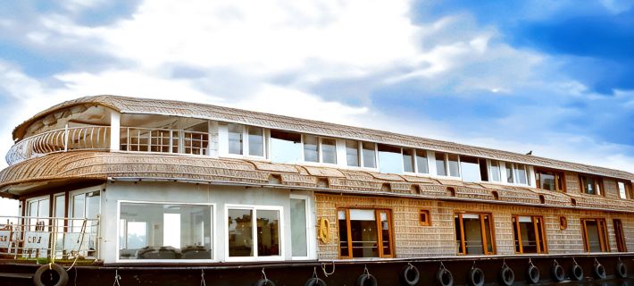 Best Kerala Houseboat Hotels in Alappuzha