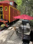 Fabulous Caboose Cabin in charming Eureka Springs - Chalets