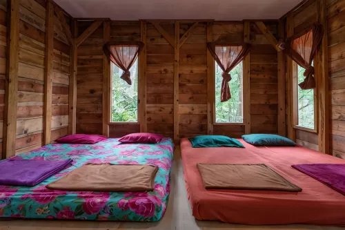 Curug Batu Gede Cisuren Camping Ground - Campingplätze
