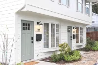 Closest Stay to Downtown Mt Dora - Renovated - Walk Everywhere - 5-Star Reviews - Boutique