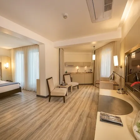 MY Hotel