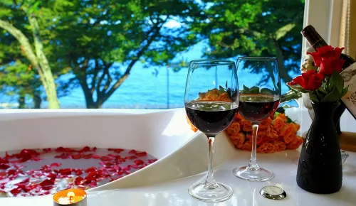 Pinky Marine Pension - Hot Tub