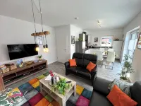 "elstar" - Barrierefreies Ferienhaus mit Carport Terrasse Netflix Free Wifi