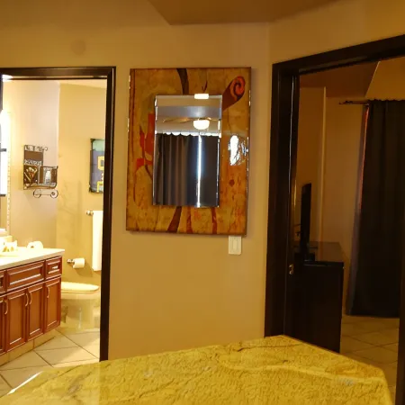 Ground Floor Closest 1B to Beach Huge Patio