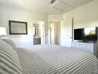 Second Wind - Atlantic Views - Just Steps to Beach! Hotel di 