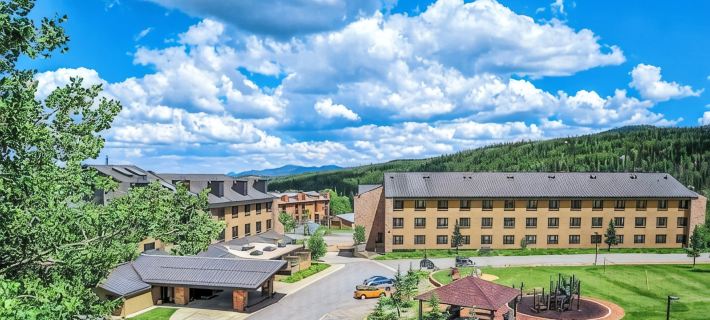 COZY Updated Studio-KING bed, kitchenette-Pool/Spa/Sauna Hotéis em Brian Head