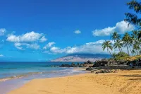 Luxe 1BD Condo w/ Ocean Views @ Maui Banyan Resort - Condos