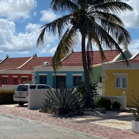 Enjoy a Ford Escape During Your Stay at the Canuku House
