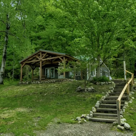 Romantic Getaway in Ellicottville Close to Everything!