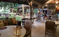 Bon Ton Antique Wooden Villas - Pet friendly