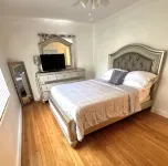 The Centralized Haven 3 bedroom home restaurants, attractions & fun minutes away - 3-Star