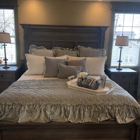 Guest quarters at the inn - 204