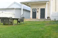 Rustic French Country Charm 1 Bed-1 Bath w/Washer & Dryer in New Market, VA! - 3-Star