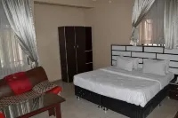 Gracious Hotel - Pet Friendly