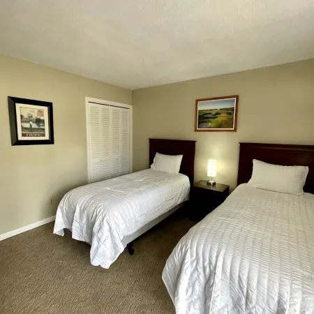 Upgraded 3 BR condo on Pinehurst Course 3- walking distance to main club house