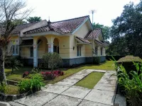 Villa Ciater Highland -  Holiday Villas