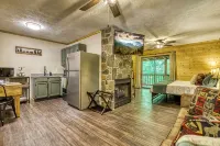 Smoky Mountain Haven!  Hot Tub, Private Deck & Cozy Vibes! - Chalets