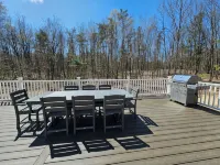 Newly Built Secluded Home, Large Game Room, Full RV Hook-up - 4-Star